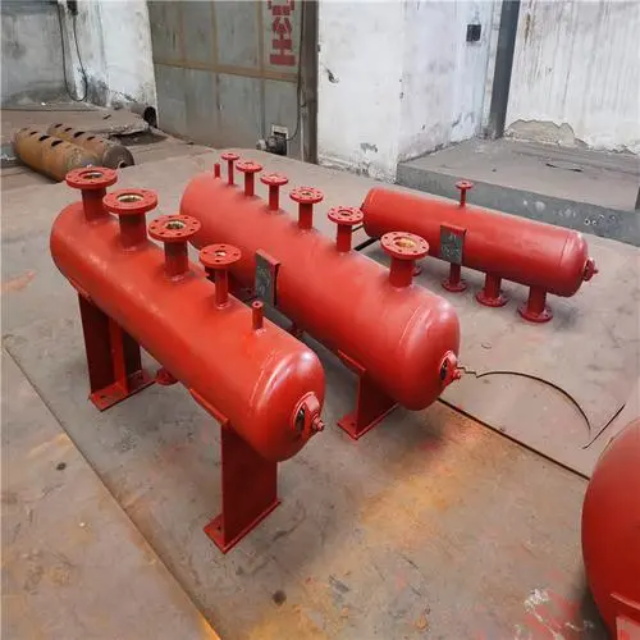 城中分集水器安装高度